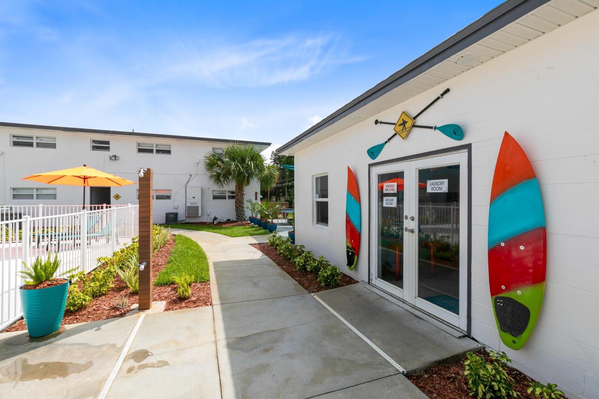 Ocean 17 - Seaglass Apartment Indian Harbour Beach