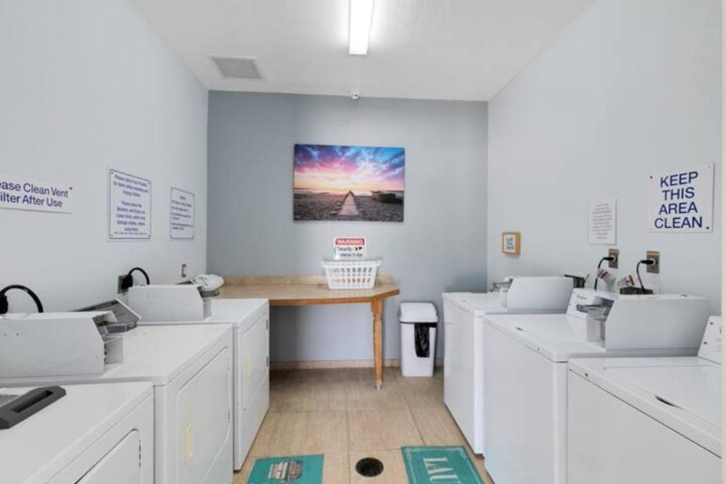Ocean 17 - Seaglass Apartment *